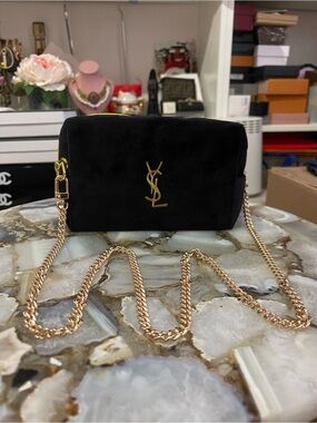 YSL Beauty Black Velvet Makeup / Cosmetic Pouch / Xbody Bag GWP